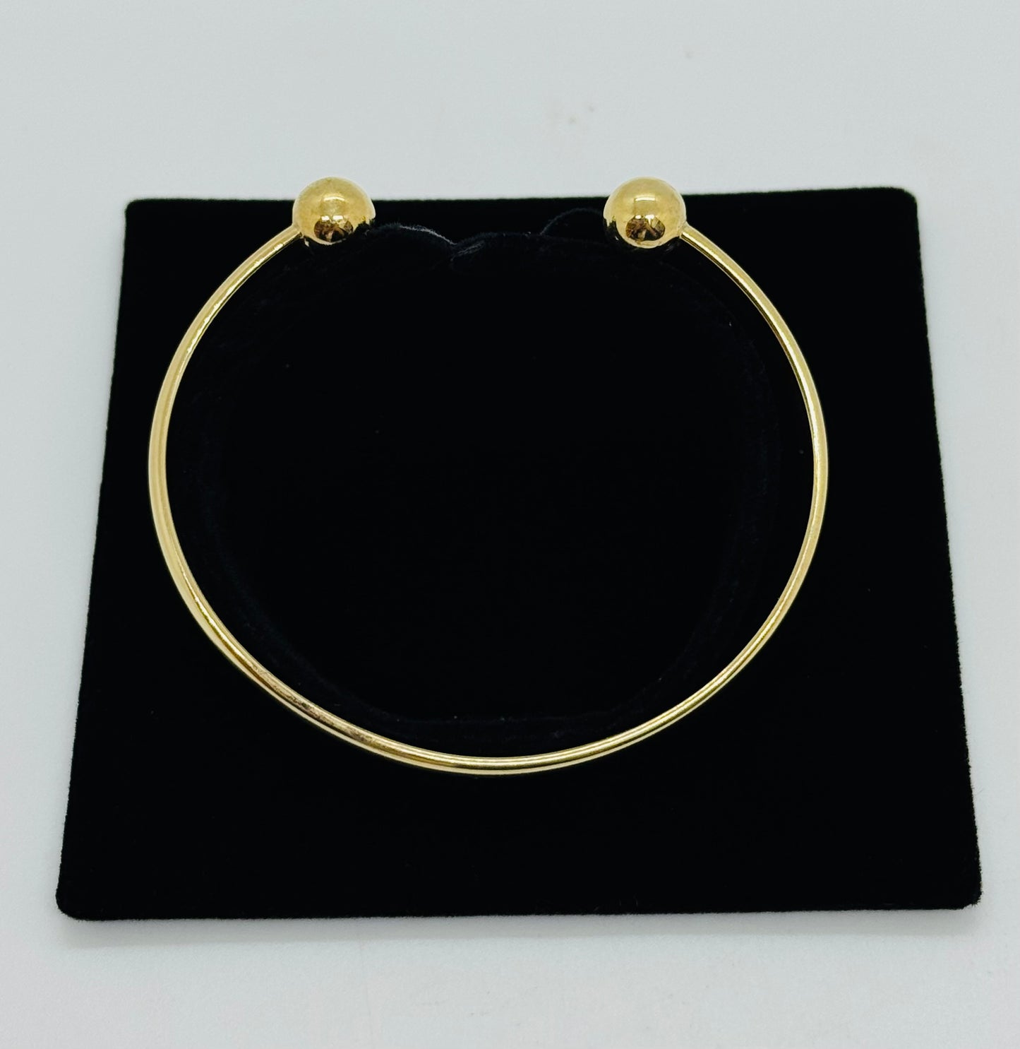 9ct Yellow Gold Patterned Torque Bangle