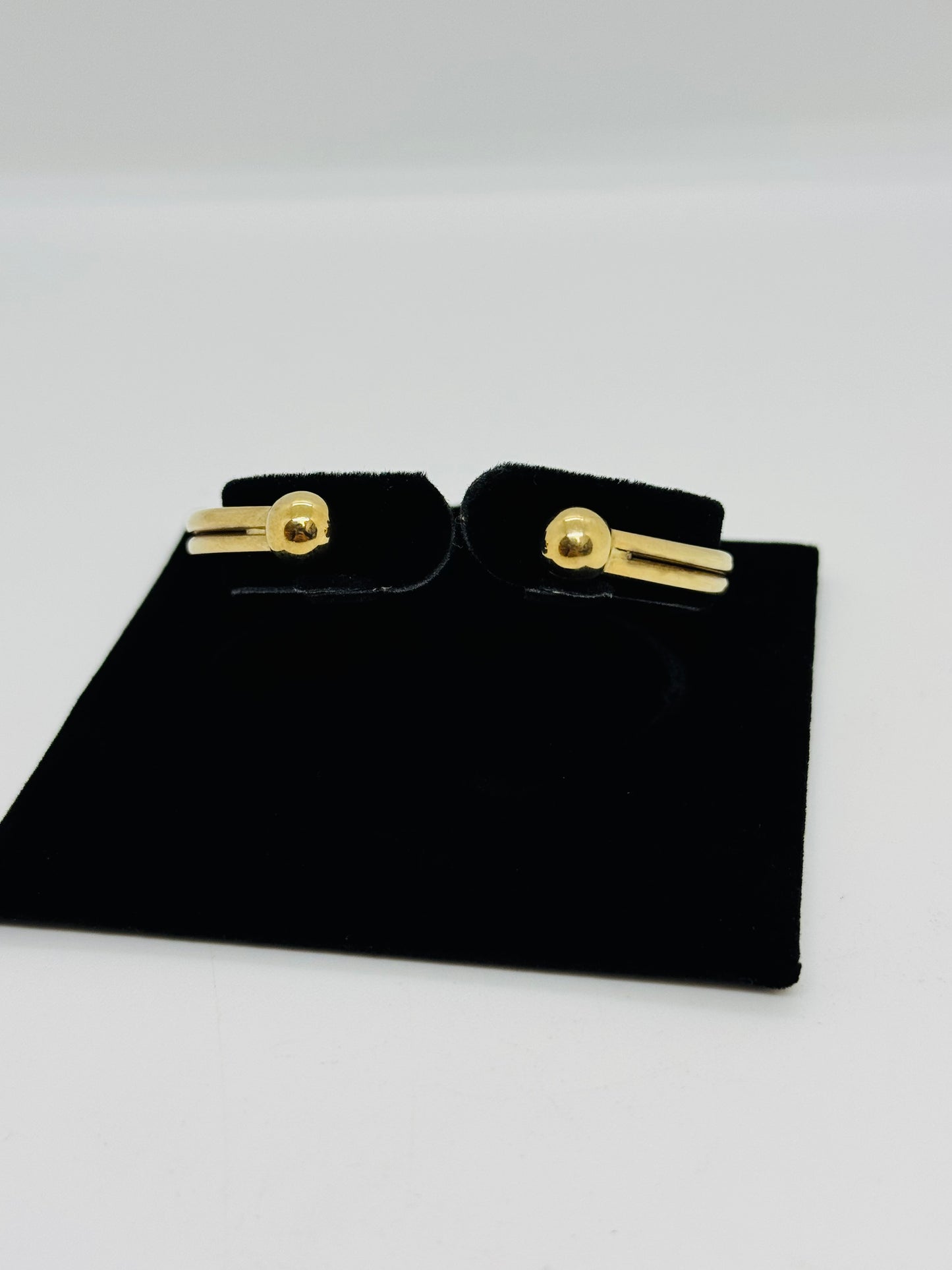 9ct Yellow Gold Patterned Torque Bangle