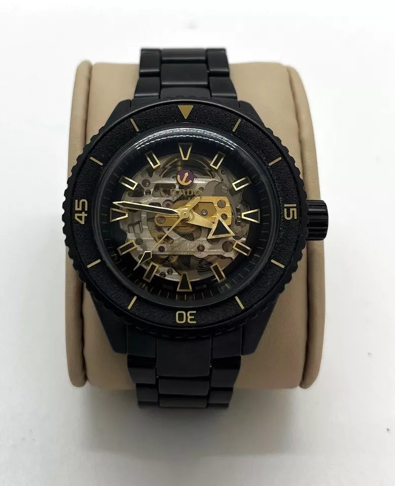 Rado Captain Cook High-Tech Ceramic "Limited Edition" R32147162