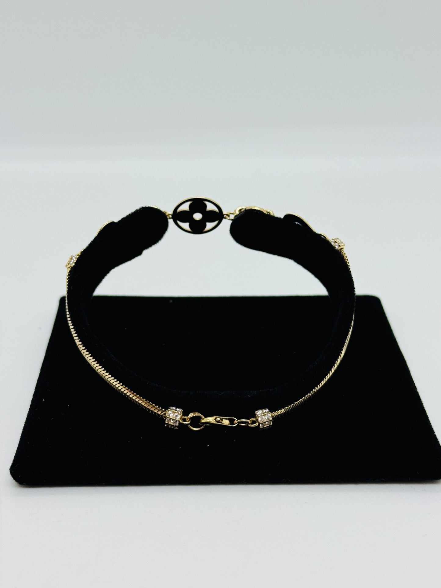 14k Clover & Heart Motif Bracelet