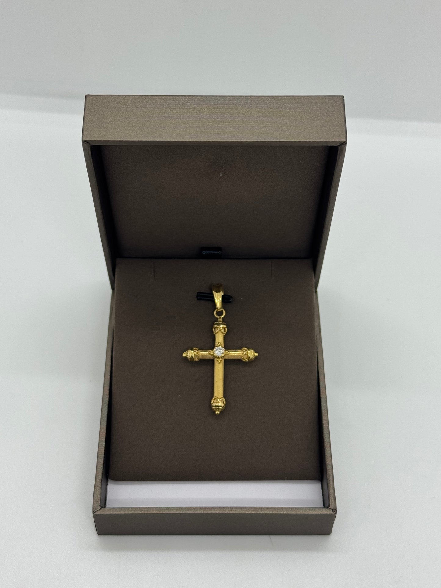 18k Gold & Diamond Cross Pendant