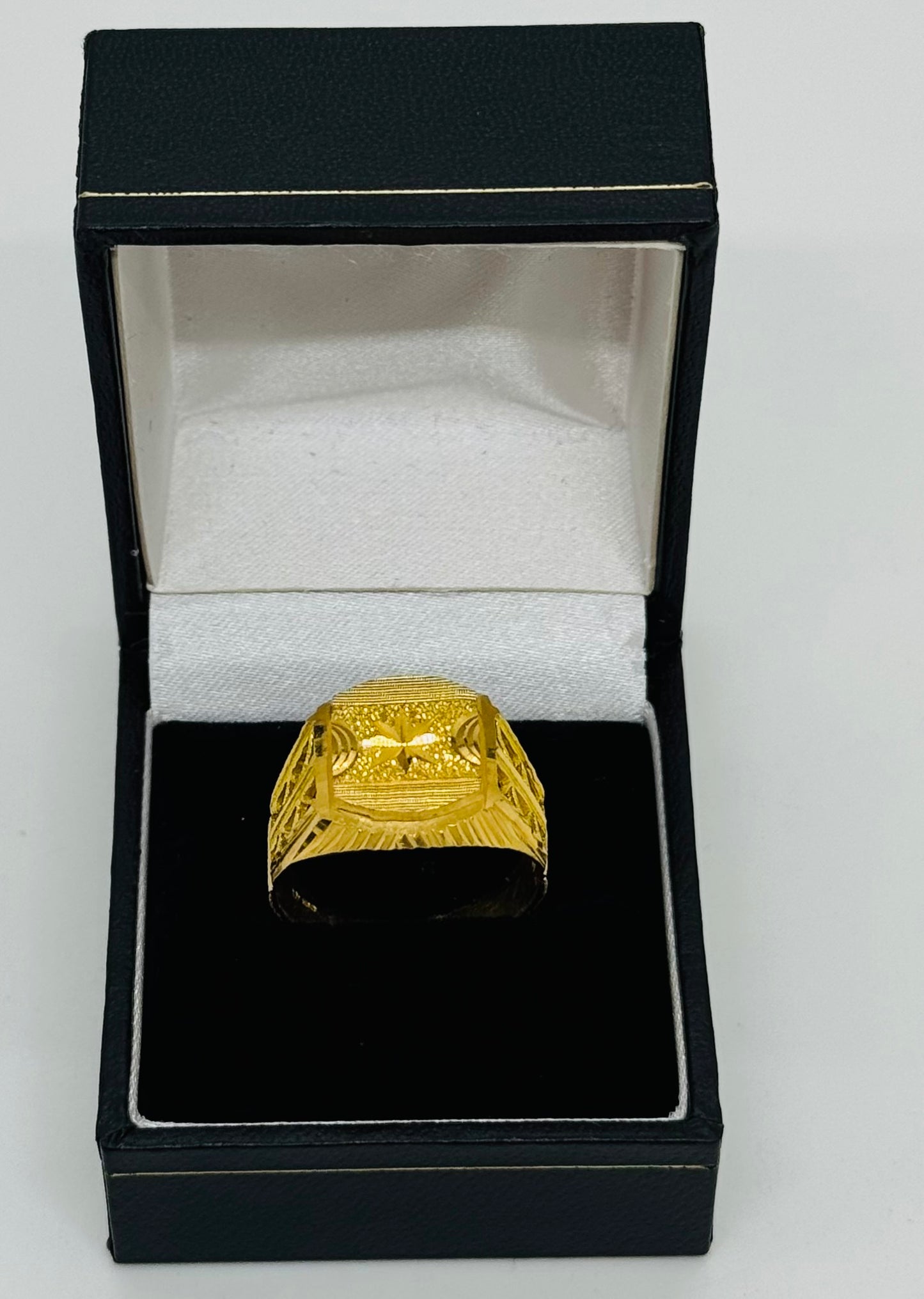 22ct Yellow Gold Textured Star Signet Ring