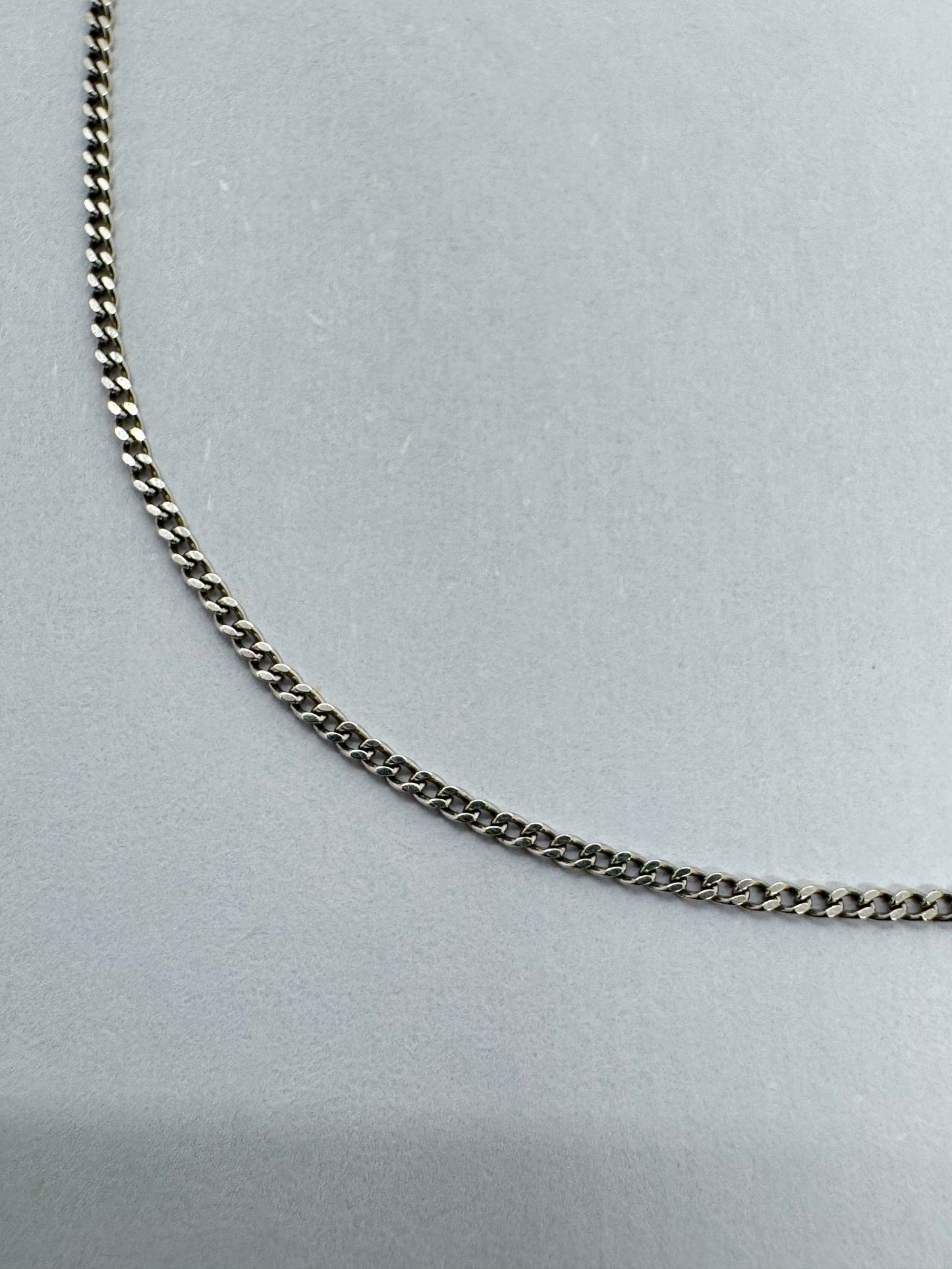 9ct White Gold Fine Curb Chain