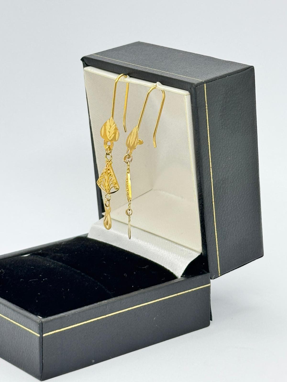 Asian Gold Droop  Earrings