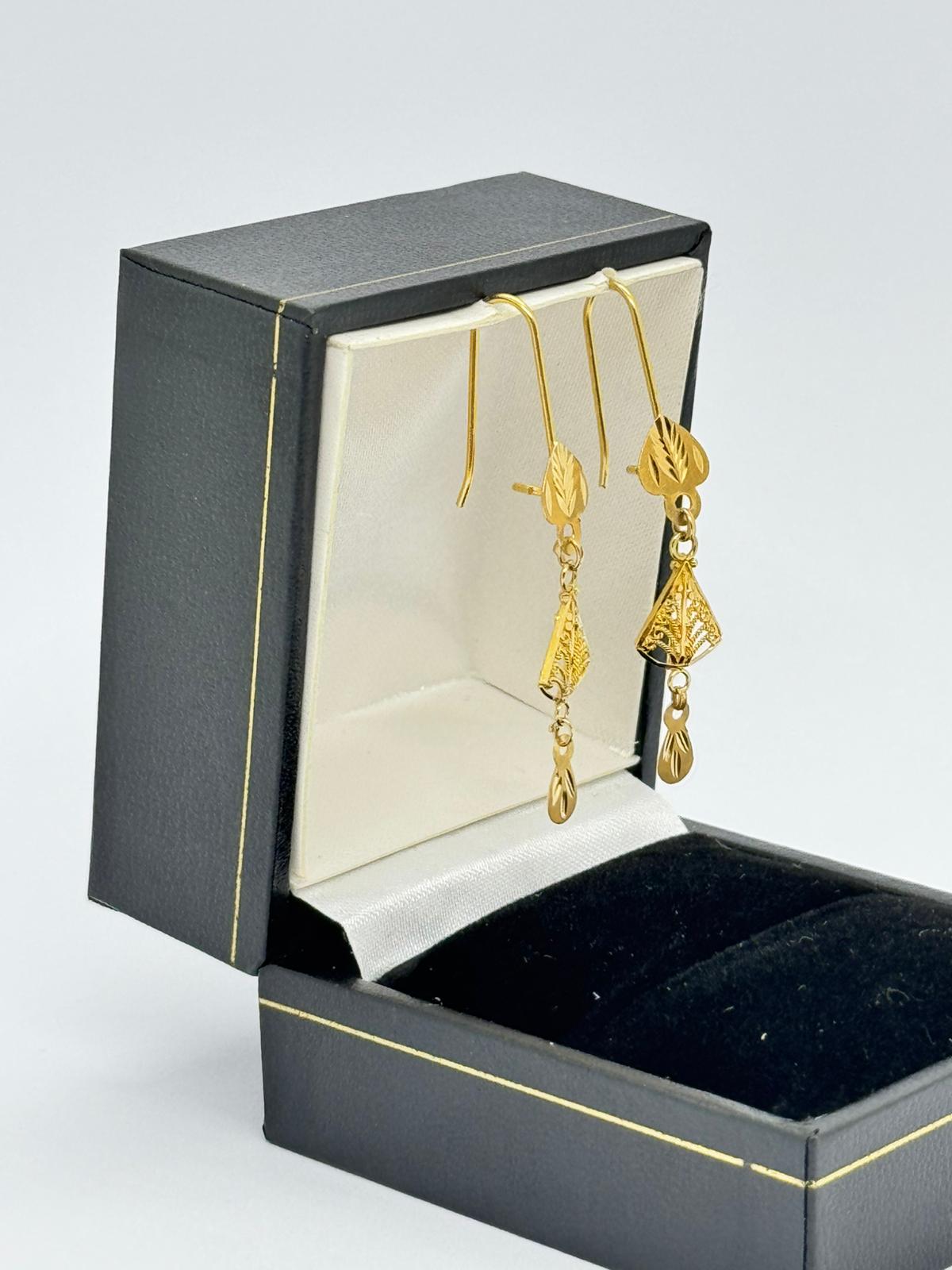 Asian Gold Droop  Earrings