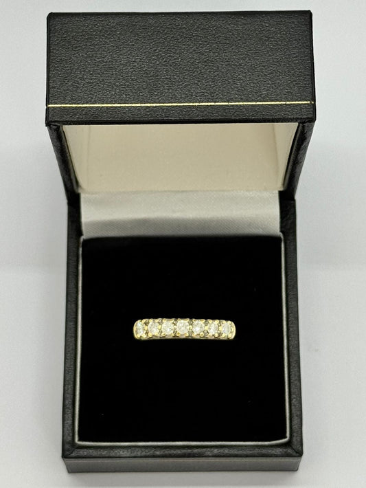 18ct Diamond Set Ring