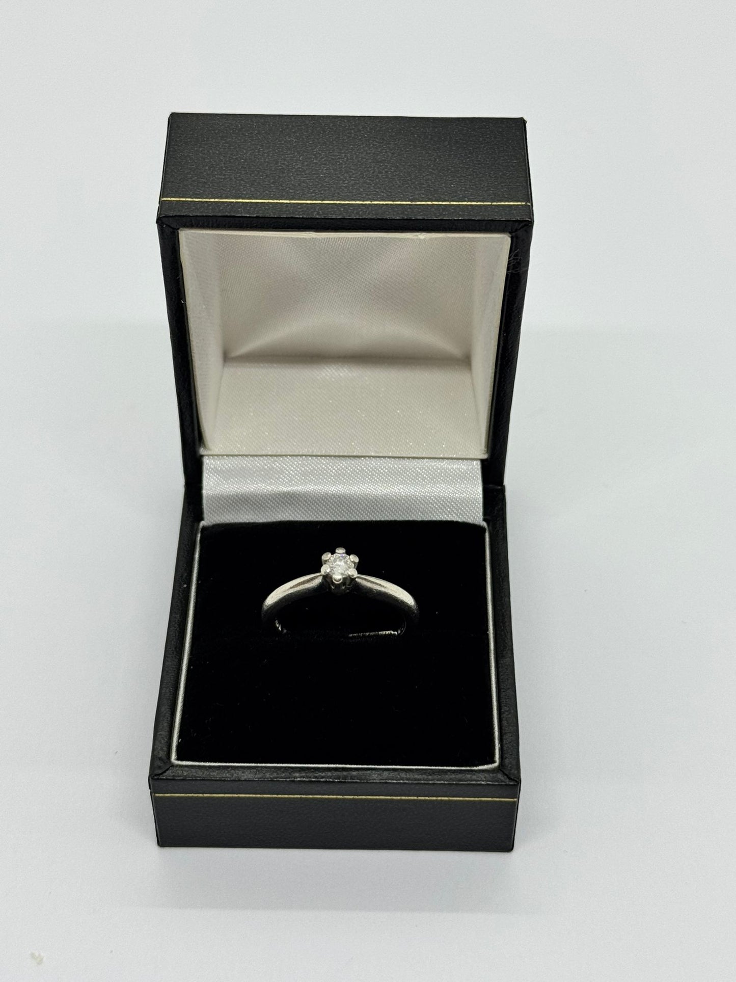 Platinum Solitaire Diamond Ring